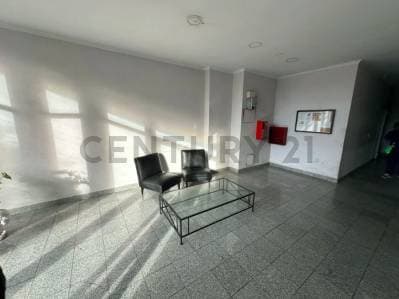 VENTA AMPLIO DEPTO 4AMB CON BALCON - 4