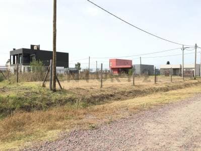 TERRENO EN VENTA EN LA PLATA - 5