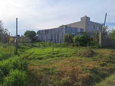 476 entre 5 y 6, City Bell. Lote en venta - 2