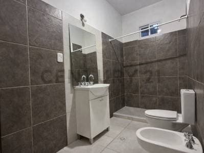 VENTA PH 4 AMBIENTES CON PATIO, TERRAZA, BERNAL - 4