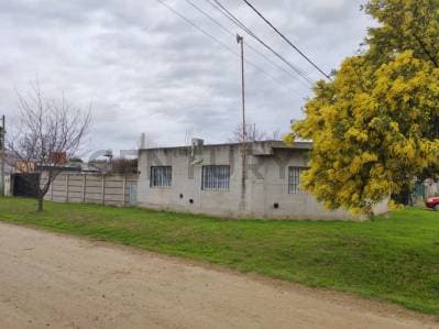 Casa en venta en Gral.Belgrano 206 esq. 231 - 3