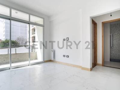 Departamento en venta en La Plata en obra avanzada de un dormitorio - 4