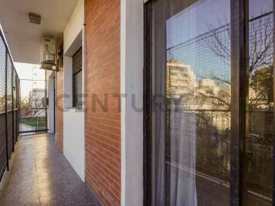 VENTA DEPARTAMENTO 4 AMBIENTES C/ BALCON CORRIDO, APTO PROF.-VILLA CRESPO - 2