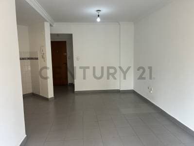 ALQUILER MONOAMBIENTE 45 12 Y 13 - Principal
