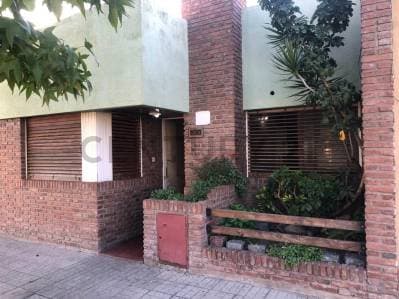 Casa de 2 Dormitorios en Venta - Principal