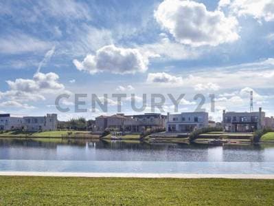 Venta Lote a la laguna Barrio Silvestre Nordelta - 2