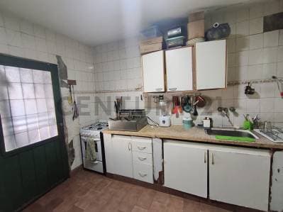 Venta casa 4 ambientes en José León Suarez con jardín - 5