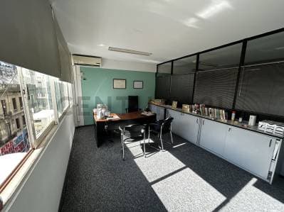 Venta Oficina Tribunales - Excelente ubicacion - 5