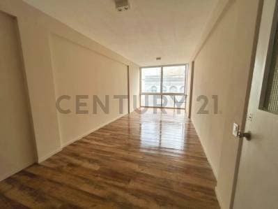 Venta de Oficina en el centro de La Plata - 4