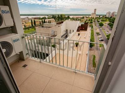 Venta Departamento de 1 Dormitorio c/baulera con vista al río y amenities en Puerto Norte, Rosario - 3