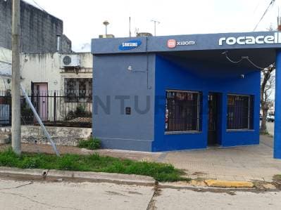 Casa + Local Comercial en esquina céntrica sobre Av. España. VENADO TUERTO - 5