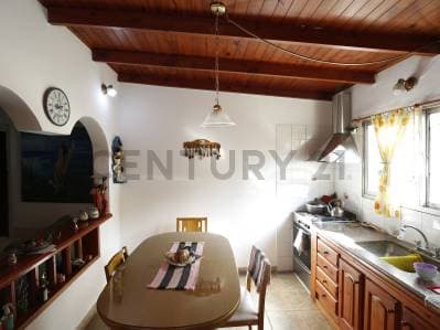CASA EN VENTA DE DOS DORMITORIOS EN LA PLATA - 4
