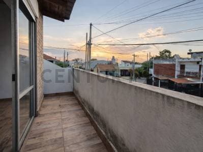 VENTA PH 4 AMBIENTES CON PATIO, TERRAZA, BERNAL - Principal
