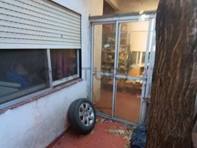 Venta de hermosa y amplia casa a refaccionar en Villa Luro . - 4