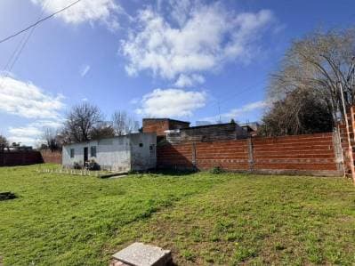 Venta de Mono ambiente con amplio lote de 427 m² – Gran potencial - 3