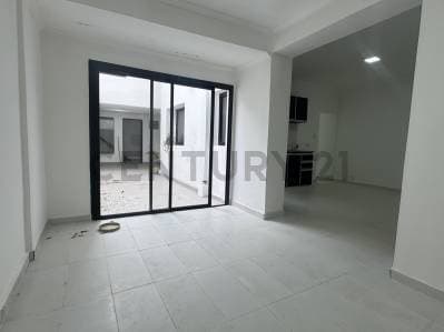PH EN VENTA EN LA PLATA DE DOS DORMITORIOS. - Principal