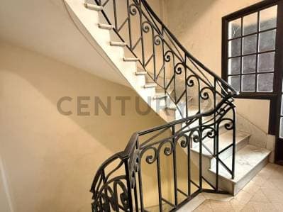 VENTA DEPARTAMENTO 3 DORMITORIOS -Departamento piso completo de categoría, en edificio estilo Art No - 3