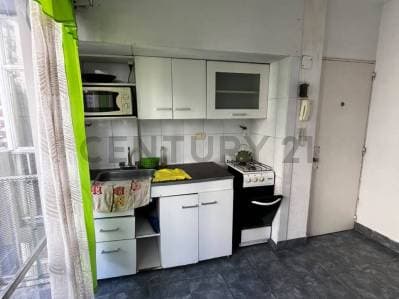 VENTA departamento 2 ambientes a media cuadra de la costa - 4