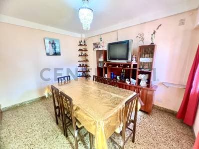 VENTA CASA MULTIFAMILIAR CON COCHERA. + DEPARTAMENTO A ESTRENAR - 4
