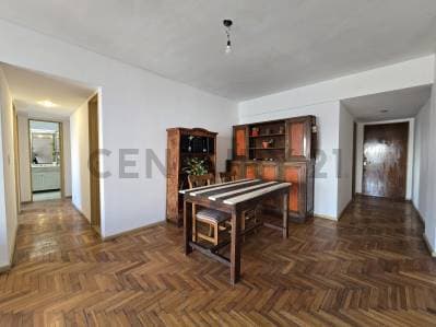 VENTA DEPARTAMENTO 4 AMBIENTES EN FLORESTA - Principal