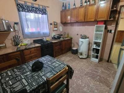 VENTA CASA CUATRO AMBIENTES A RECICLAR, VILLA PRIMERA MAR DEL PLATA - 4