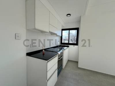 VENTA DEPARTAMENTO 2 AMBIENTES ITUZAINGO NORTE COCHERA BALCON - 4