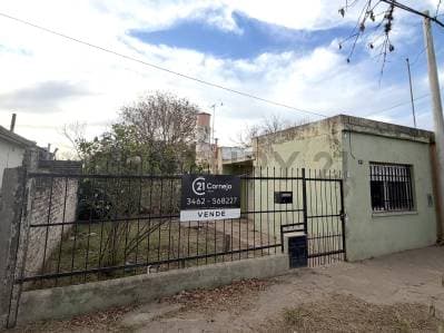 PROPIEDAD A RECICLAR EN LOTE DE 270 M2, A METROS DE AVENIDA EVA PERÓN. VENADO TUERTO - Principal