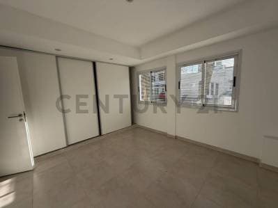 Departamento de 1 dormitorio en alquiler - 67 entre 3 y 4 - 4