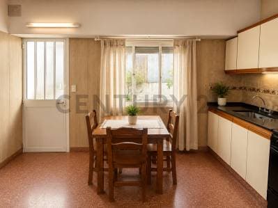 Venta PH 4 Ambientes Hurlingham 120 m2 Frente - 2