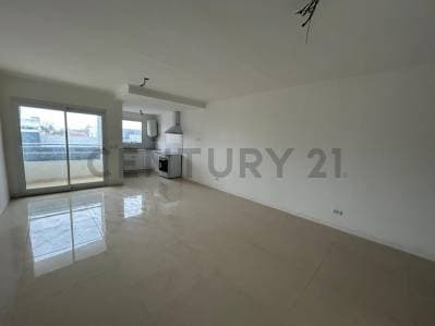 Departamento 2 ambientes a estrenar con cochera y baulera – Av. Colón | Zona San Juan - 2
