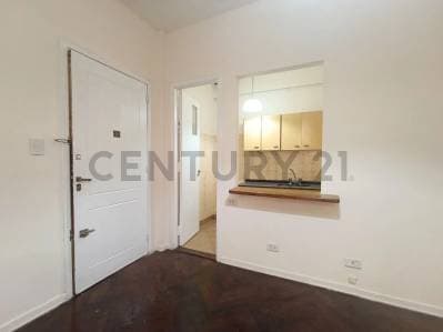 Departamento 2 ambientes en venta con patio! en Caballito - 3