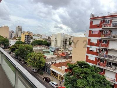 VENTA DEPARTAMENTO 2 AMBIENTES EN FLORES PERMUTA - 5