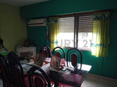 AV.1 ESQ..76, VILLA ELVIRA- LA PLATA - DEPARTAMENTO 1 DORMIT - 4