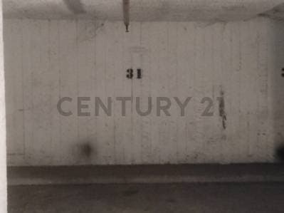 Century 21 vende: Cochera en B° Alberdi, José Miguel Urrutia al 100 - 3