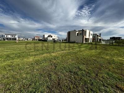LOTE EN VENTA RIBERAS PUERTOS EL LAGO, ESCOBAR CON FINANCIACION - 3
