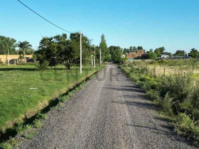 LOTE EN 14 e/ 662 y 663, SICARDI, LOS FRESNOS II - 4