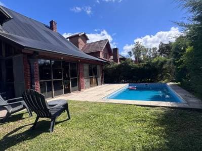 Venta Casa 5 ambientes con pileta en Country Venado II - 2