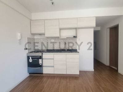 EN VENTA MONOAMBIENTE DIVISIBLE CON BALCÓN CORRIDO A ESTRENAR. LISTO PARA ESCRITURAR. APTO CRÉDITO. - 2