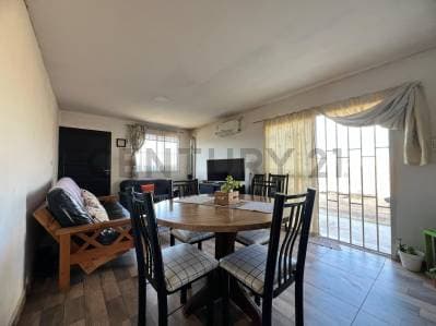 Venta casa con pileta -Barrio Nogale de Solar- - 3