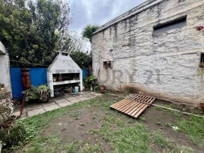 VENTA GALPON + CASA 3 DORM BARRIO PARQUE CAPITAL - 5