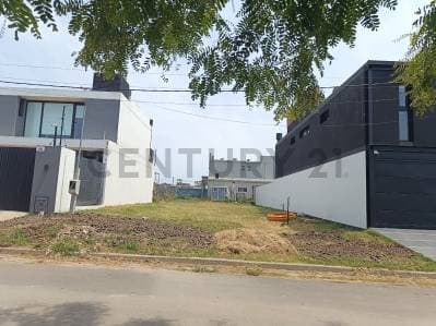 LOTE TERRENO EN VENTA EN LA PLATA JOSE HERNANDEZ DON CARLOS II - 3