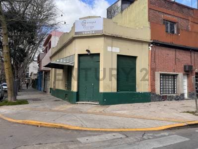Esquina en lote propio con local + vivienda | Villa Santa Rita - 4