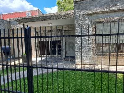 Venta Casa 3 Ambientes 2 Dormitorios Loma Hermosa Patio Jardín Terraza - Rebajado - 5