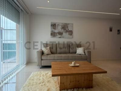 Venta Exclusivo 3 Ambientes con Balcón a la Calle – Totalmente Reciclado y Amoblado - 4