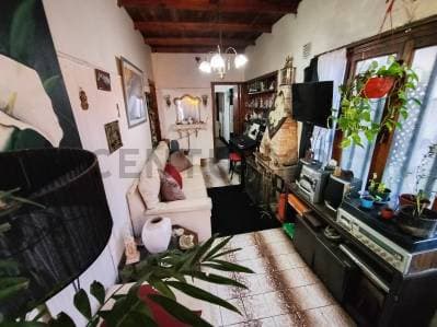 Casa 4 ambientes c/3 patios y cochera, Bernardino Rivadavia, Mar del Plata - 2