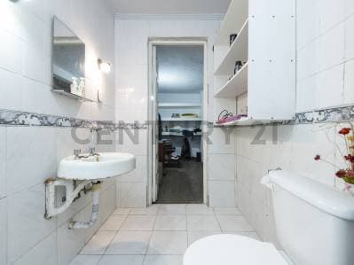 Casa en venta en La Plata tipo PH con patio - 3