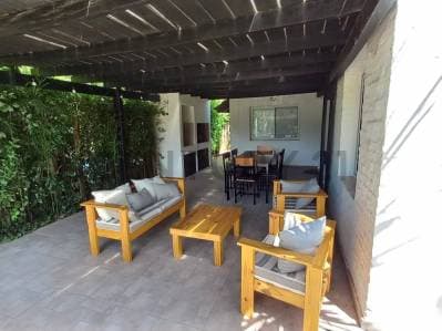 CASA 4 AMBIENTES VENTA FINANCIA LAS BRISAS, ZELAYA,PILAR - 2