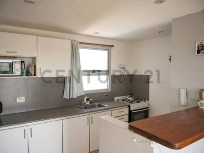 Calle 66 entre 29 y 30 | Departamento de 2 dormitorios en venta La Plata - 4