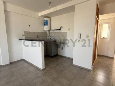 DEPARTAMENTO MONOAMBIENTE EN ALQUILER CON TERRAZA PRIVADA – LA PLATA - 5