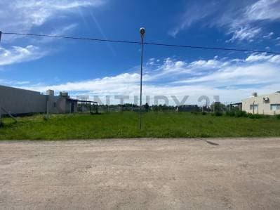 LOTE EN VENTA SICARDI CON ESCRITURA - Principal